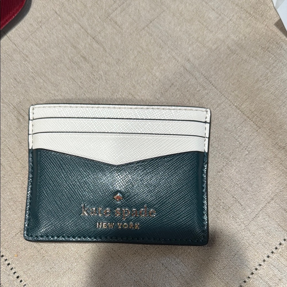 Authentic Kate Spade card holder! In excellent condition!